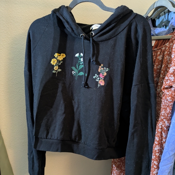 Floral Embroidered Black Hoodie Sweater - Picture 1 of 1